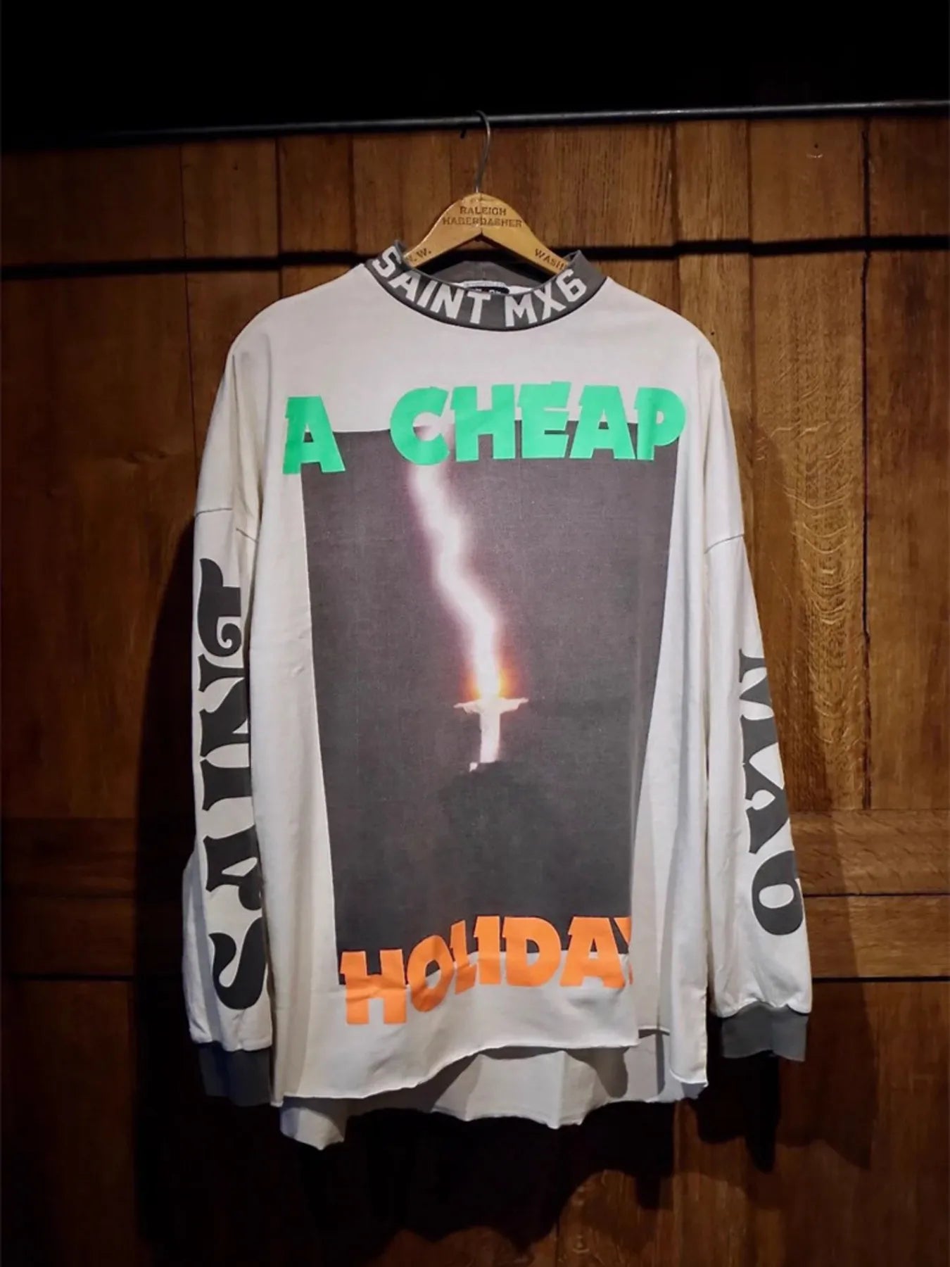 Men's Graphic Long Sleeve T-Shirt